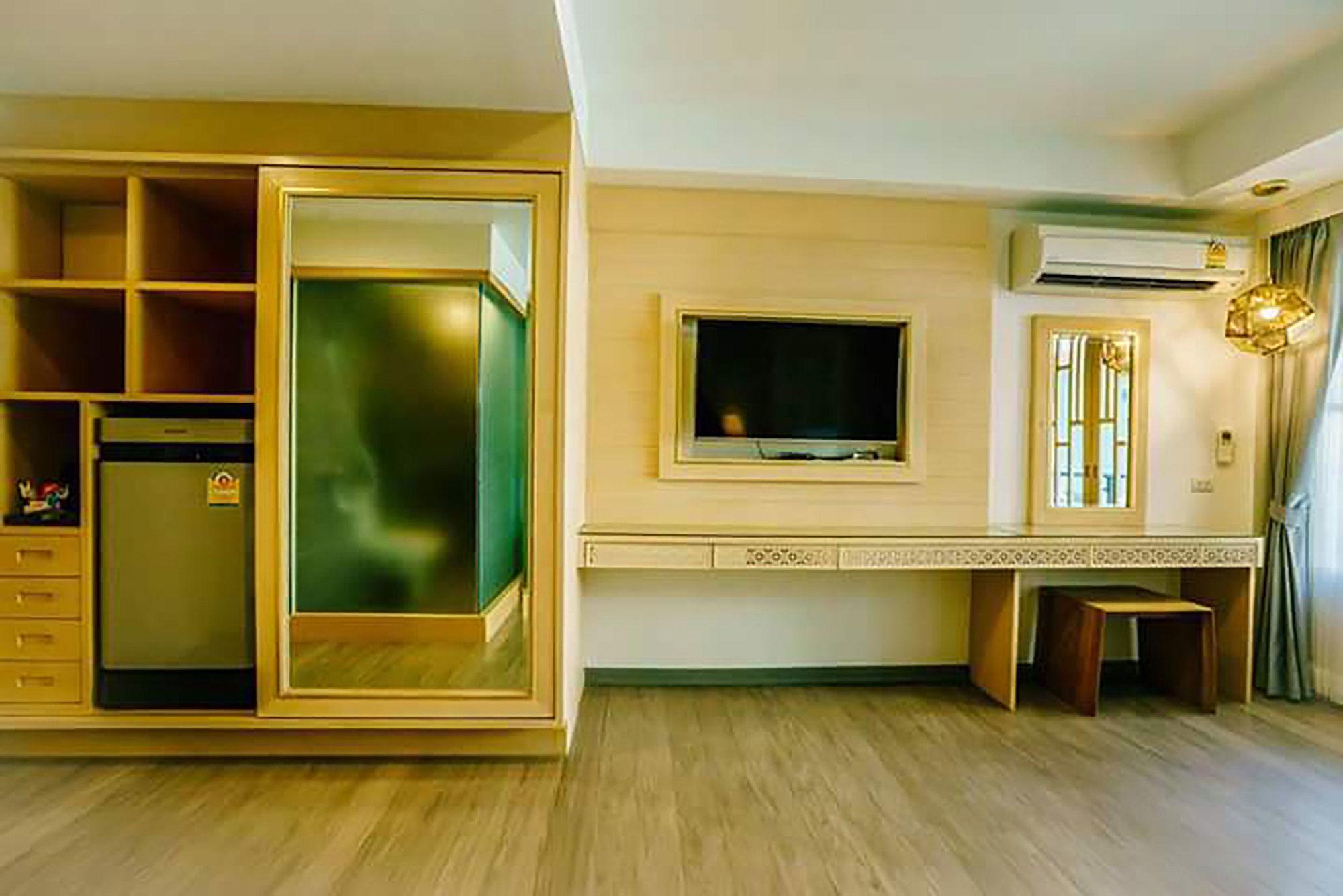 Moon Dragon Hotel Chiang Mai Luaran gambar