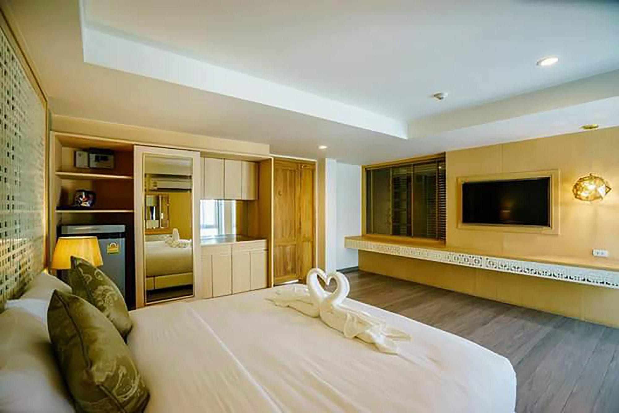 Moon Dragon Hotel Chiang Mai Luaran gambar